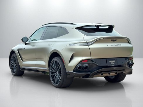 Used 2024 Aston Martin DBX 707 image 2