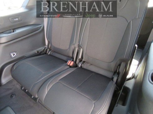 New 2025 Jeep Grand Cherokee L Laredo image 15