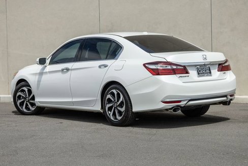 Used 2017 Honda Accord EX-L image 3