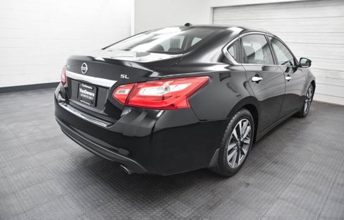 Used 2017 Nissan Altima 2.5 SL w/ Technology Package image 7