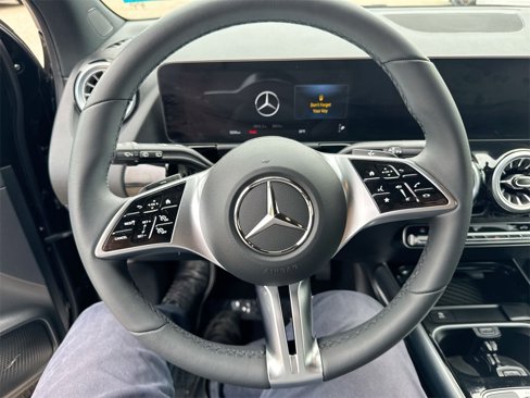 Certified 2025 Mercedes-Benz GLA 250 4MATIC image 14