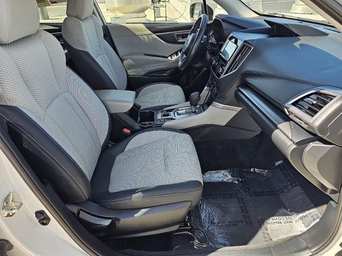 Certified 2022 Subaru Forester Premium image 17
