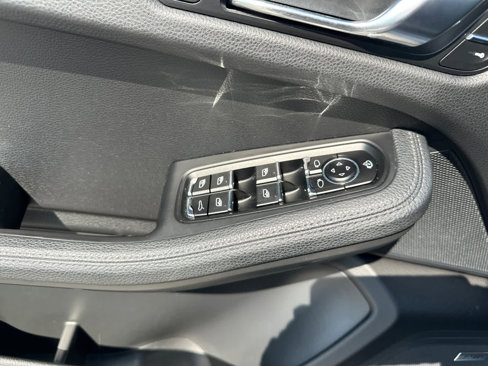 Used 2015 Porsche Macan S image 30