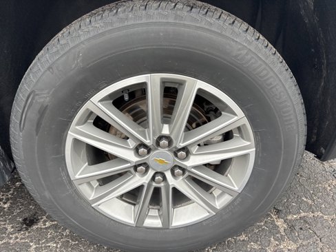 Used 2022 Chevrolet Traverse LT image 27