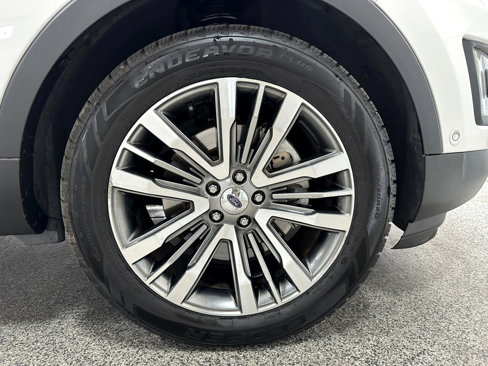 Used 2016 Ford Explorer Platinum image 64