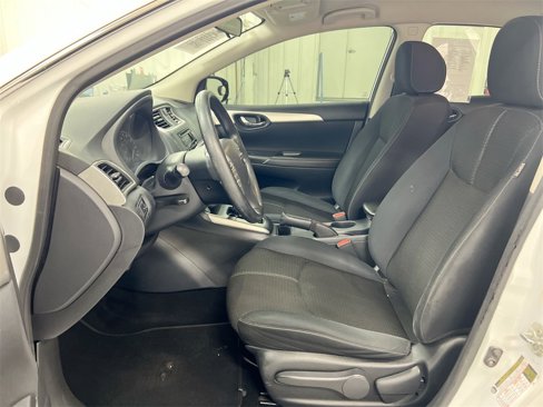 Used 2017 Nissan Sentra S image 17