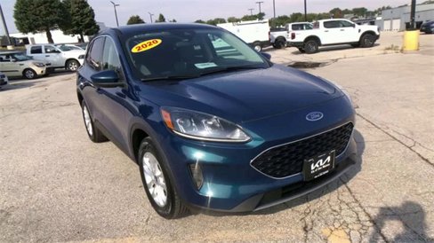 Used 2020 Ford Escape SE image 5