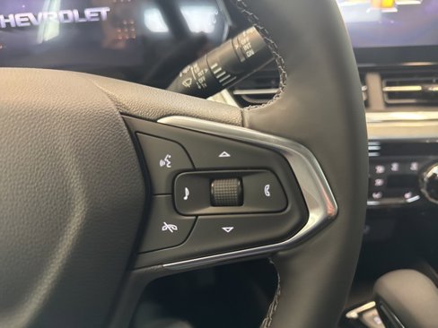 New 2025 Chevrolet Trax LT w/ Driver Confidence Package image 34