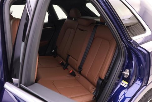 New 2025 Audi Q3 2.0T Premium image 11