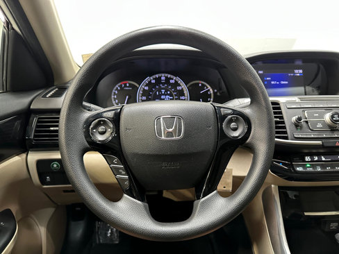 Used 2017 Honda Accord LX image 29