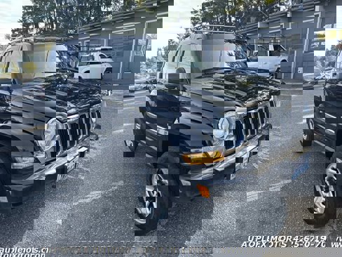 Used 2005 Jeep Liberty Limited image 1