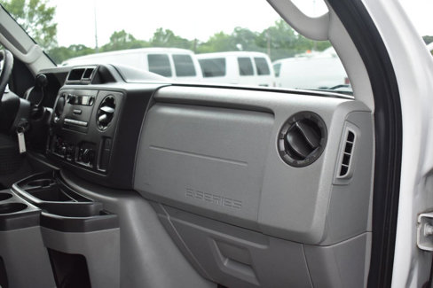 Used 2011 Ford E-150 and Econoline 150 image 50