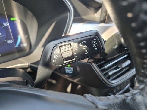 Used 2020 Ford Escape SE Sport image 20