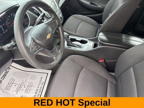 Used 2021 Chevrolet Malibu LT image 11