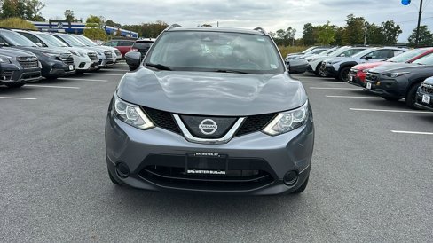 Used 2019 Nissan Rogue Sport SV image 2