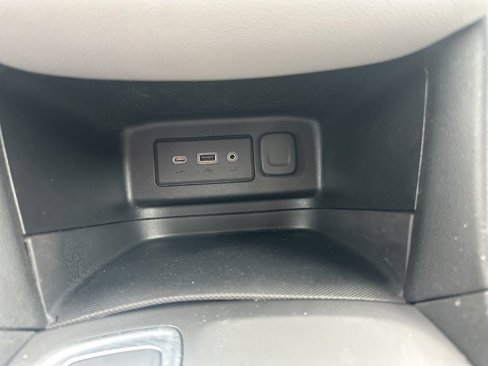Used 2020 Chevrolet Equinox LT image 22
