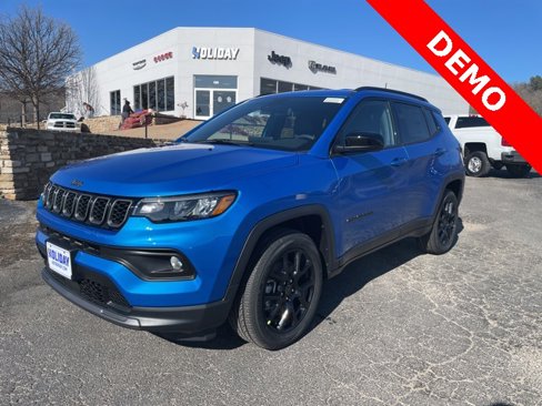 New 2025 Jeep Compass Latitude w/ Altitude Special Edition image 1