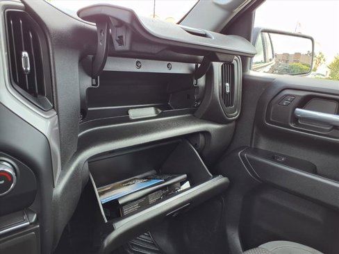 Used 2022 Chevrolet Silverado 1500 Custom image 27