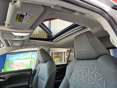 Used 2023 Toyota RAV4 XLE w/ Convenience Package image 24