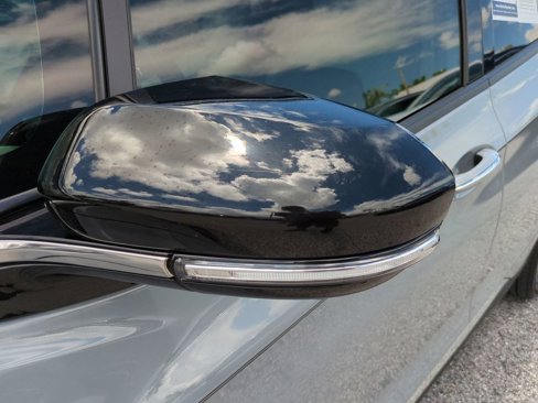 Used 2020 Chevrolet Bolt Premier w/ Infotainment Package image 11