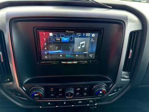 Used 2015 Chevrolet Silverado 1500 LT w/ LT Convenience Package image 15
