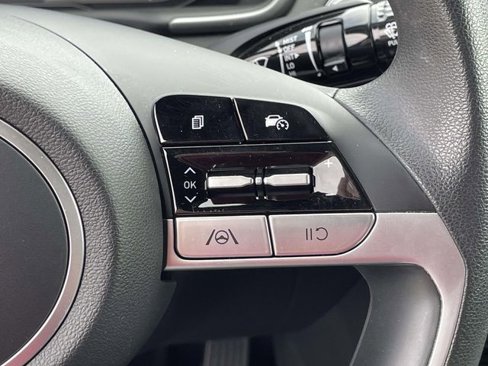 Used 2023 Hyundai Santa Cruz SEL image 18