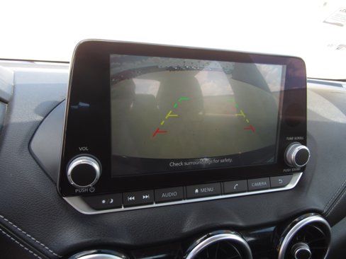 Used 2022 Nissan Sentra SV image 18