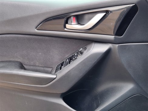 Used 2014 MAZDA MAZDA3 i Touring image 6