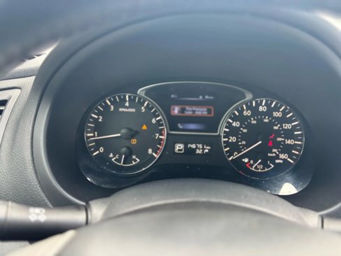 Used 2015 Nissan Altima 2.5 SV w/ Convenience Package image 9