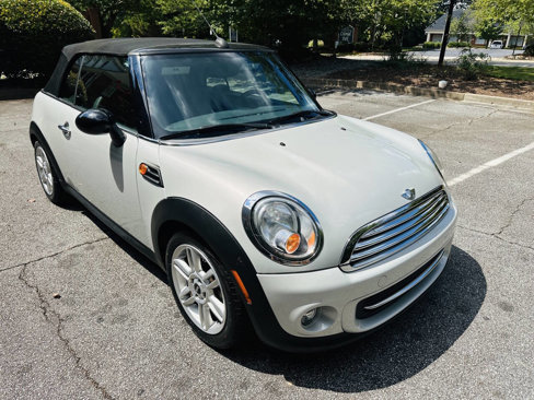 Used 2013 MINI Cooper Convertible image 22