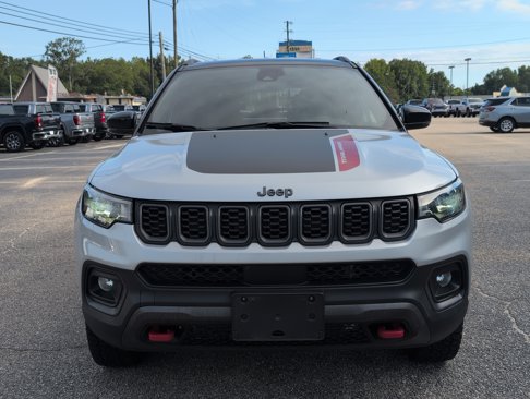 Used 2024 Jeep Compass Trailhawk image 8