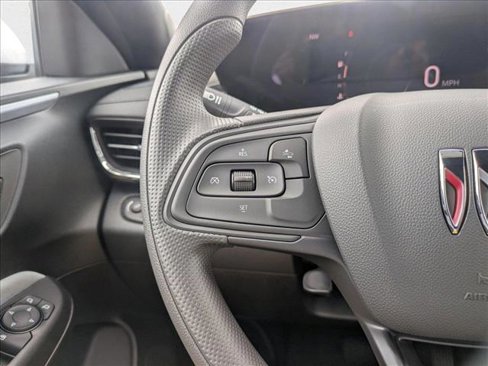 New 2025 Buick Envista Preferred image 14