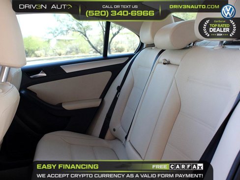 Used 2011 Volkswagen Jetta SEL image 17