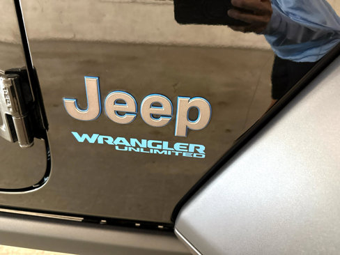 Used 2022 Jeep Wrangler Unlimited Rubicon 4xe w/ Cold Weather Group image 80