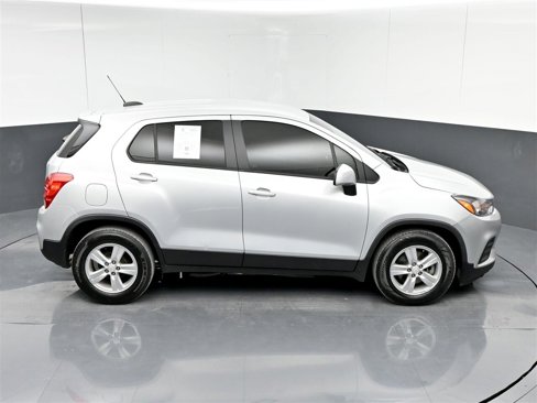 Used 2020 Chevrolet Trax LS w/ Tint and Cruise Package image 24