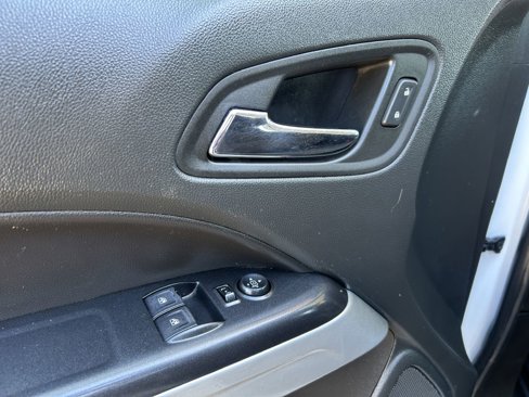Used 2022 Chevrolet Colorado LT w/ Fleet Safety Package image 10
