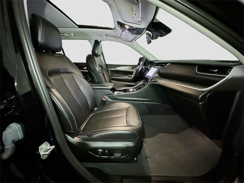 Certified 2022 Jeep Grand Cherokee Limited image 22