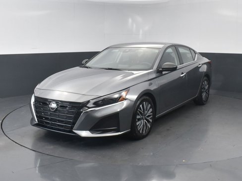 Used 2024 Nissan Altima 2.5 SV image 20