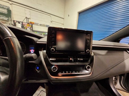Used 2022 Toyota Corolla SE image 9