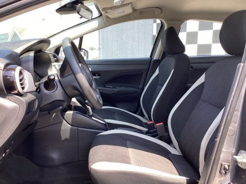 Used 2021 Nissan Versa SV image 20