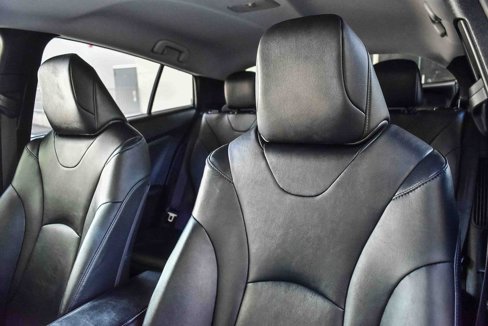 Used 2017 Toyota Prius Prime Premium image 21
