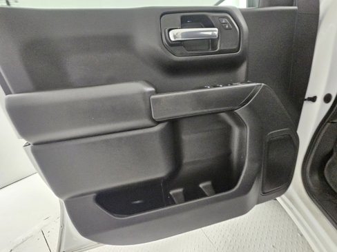 Used 2021 Chevrolet Silverado 1500 Custom image 24