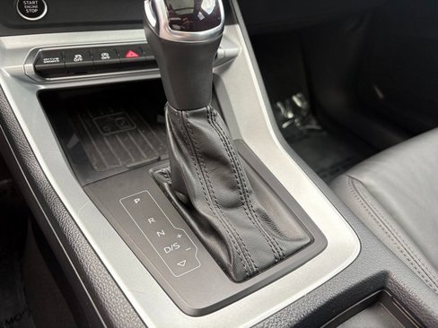 Used 2024 Audi Q3 2.0T Premium image 31