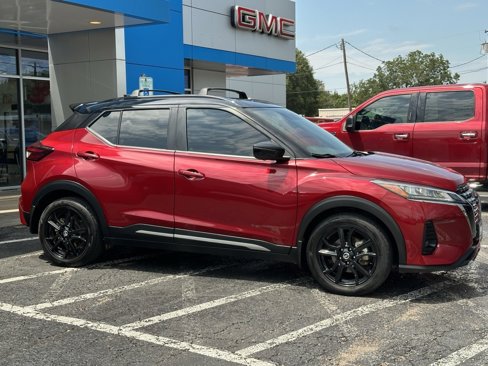 Used 2021 Nissan Kicks SR image 4