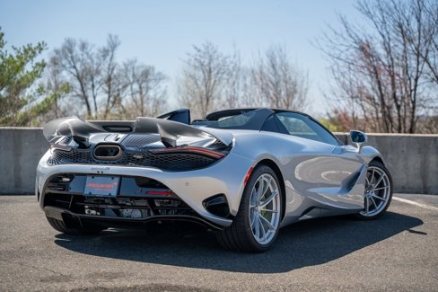 New 2025 McLaren 750S Spider image 17