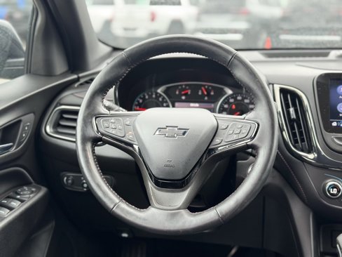 Used 2022 Chevrolet Equinox RS w/ RS Leather Package image 14