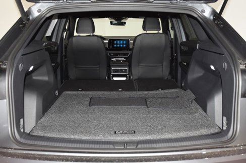 New 2025 Volkswagen Atlas Cross Sport SE image 24