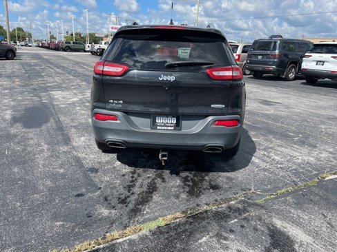 Used 2015 Jeep Cherokee Latitude w/ Cold Weather Group image 7