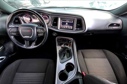 Used 2020 Dodge Challenger SXT image 15