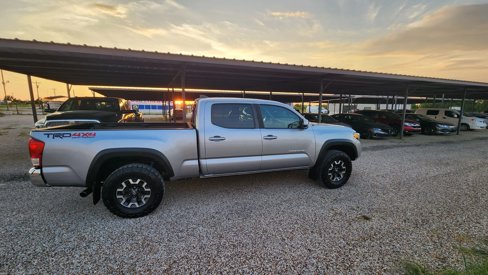 Used 2020 Toyota Tacoma TRD Off-Road image 23